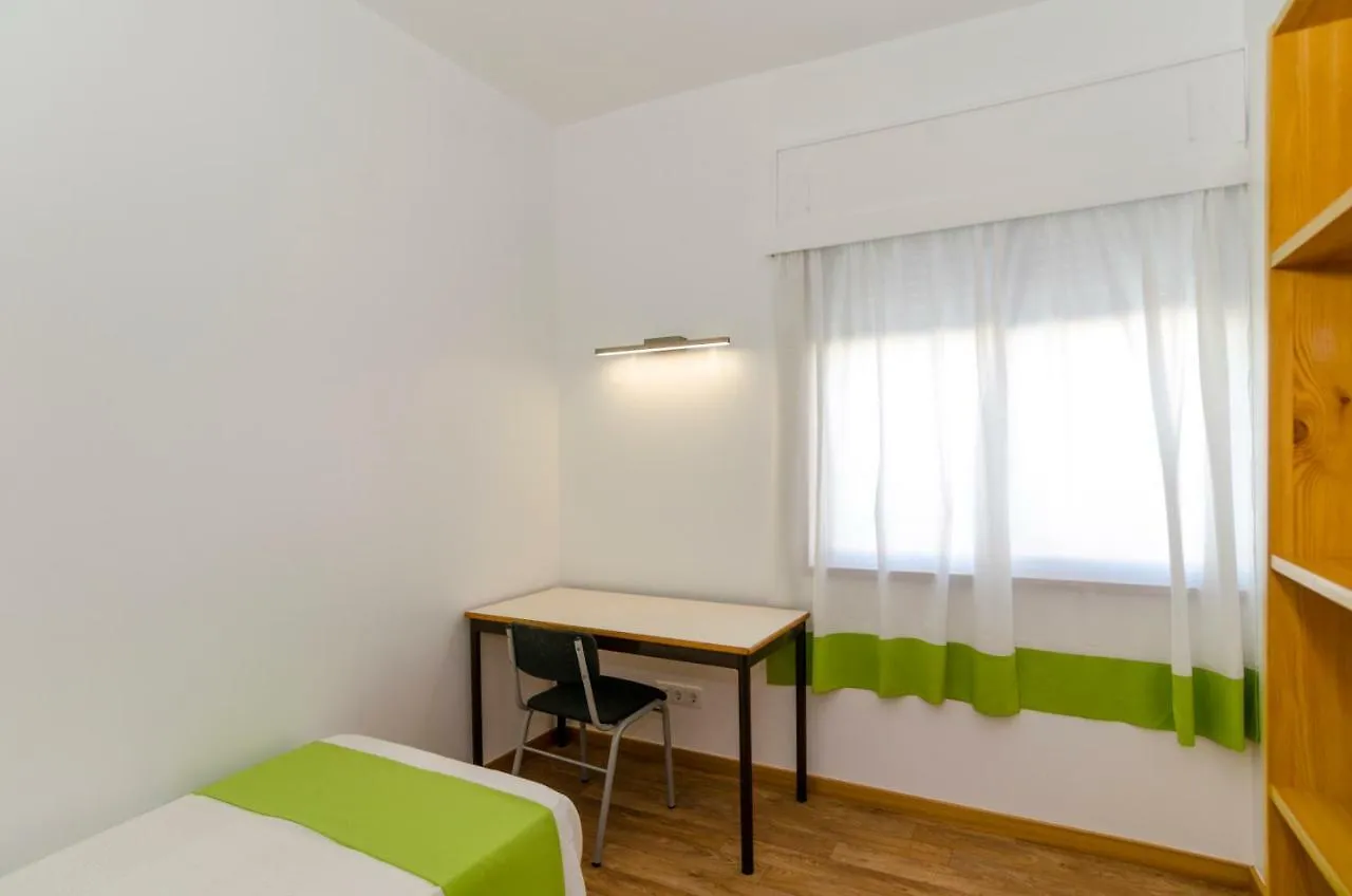 Hostel Faro Albacor Residence